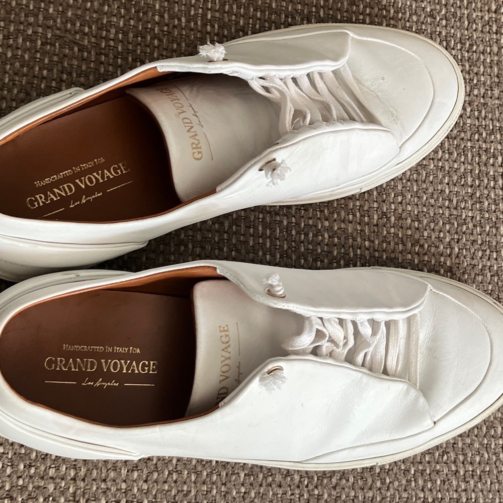 GRAND VOYAGE Size 11 White Leather Lace Up Sneakers